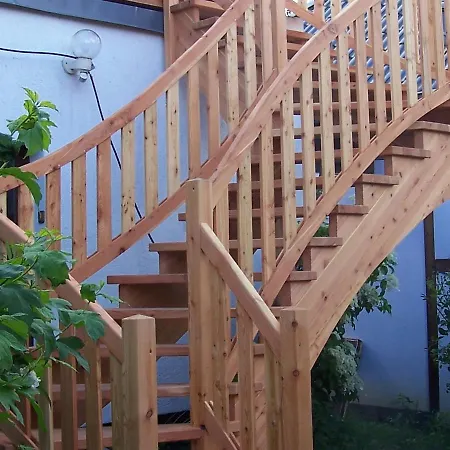 Spacious In With Private Terrace